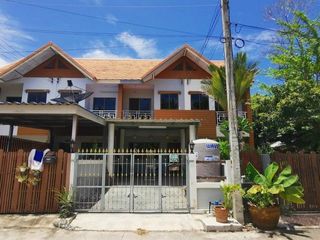 For sale 1 bed townhouse in Ban Bueng, Chonburi