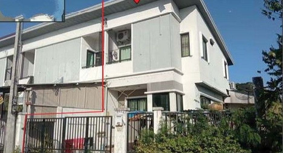 出售 1 卧室 联排别墅 在 Bang Len, Nakhon Pathom