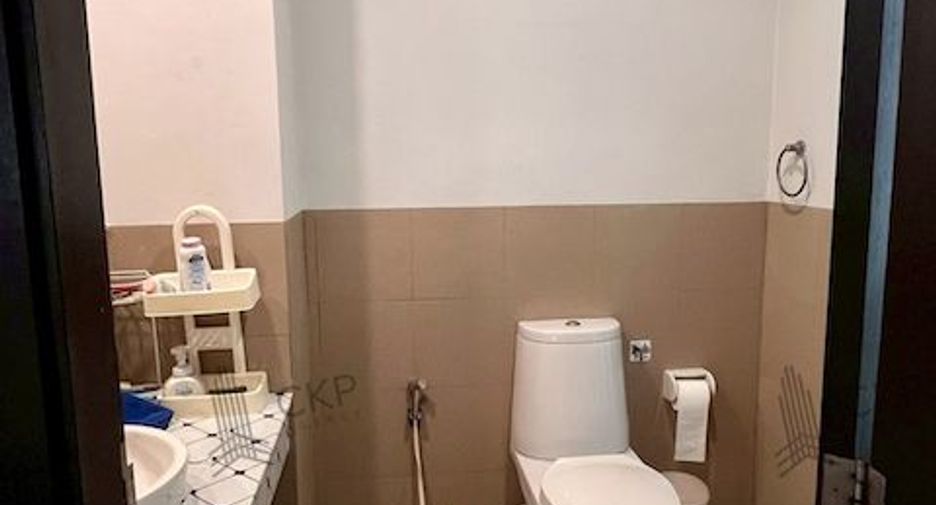 À vendre 3 chambres maison à Lat Phrao, Bangkok