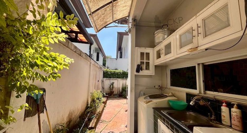 À vendre 3 chambres maison à Lat Phrao, Bangkok