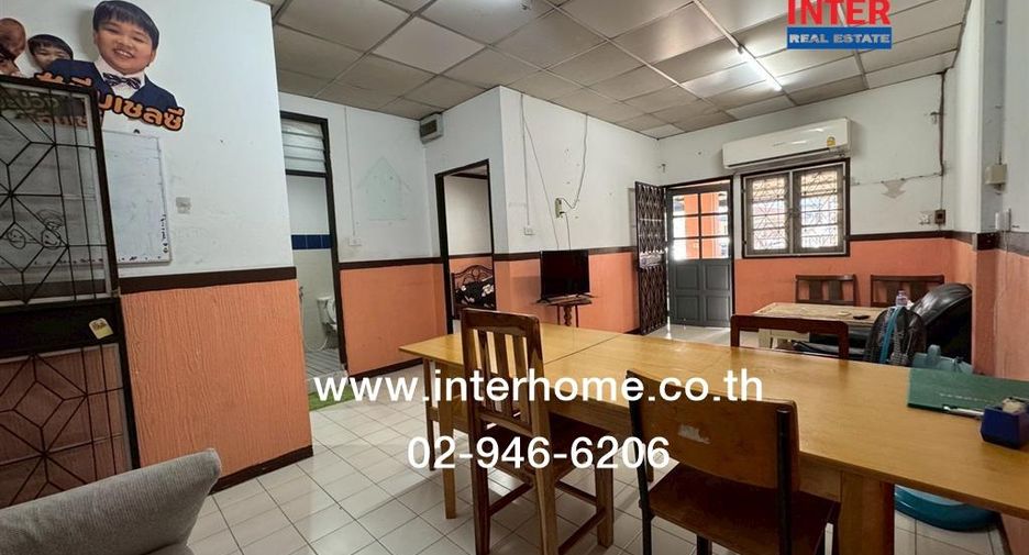 Reihenhaus zum Kauf mit 2 Zimmer in Saphan Sung, Bangkok