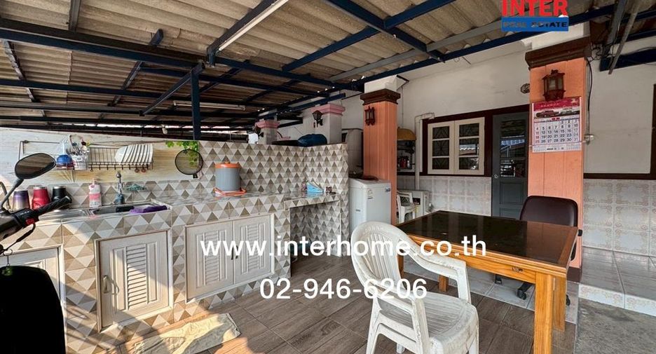Reihenhaus zum Kauf mit 2 Zimmer in Saphan Sung, Bangkok