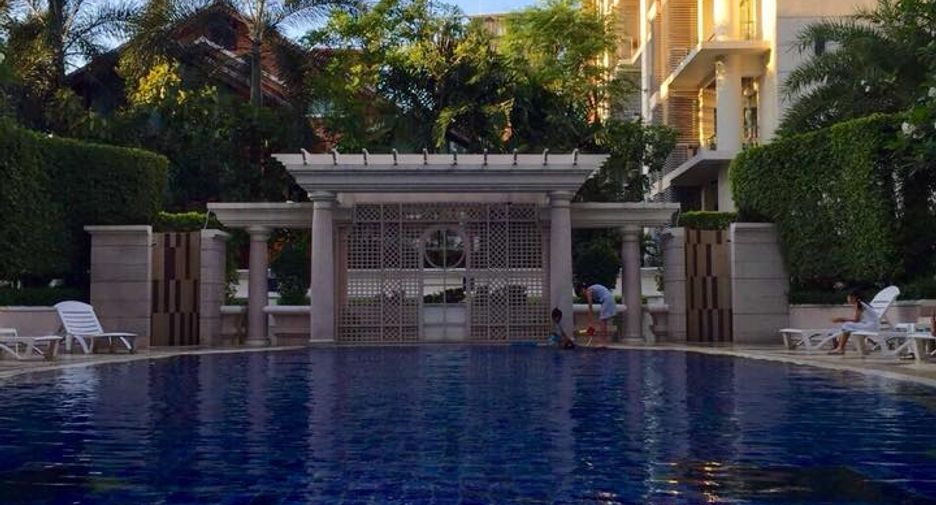 Wohnung zur Miete mit 3 Zimmer in Khlong Toei, Bangkok