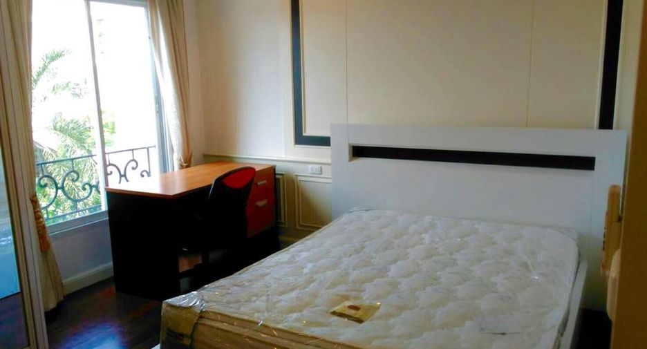 Wohnung zur Miete mit 3 Zimmer in Khlong Toei, Bangkok