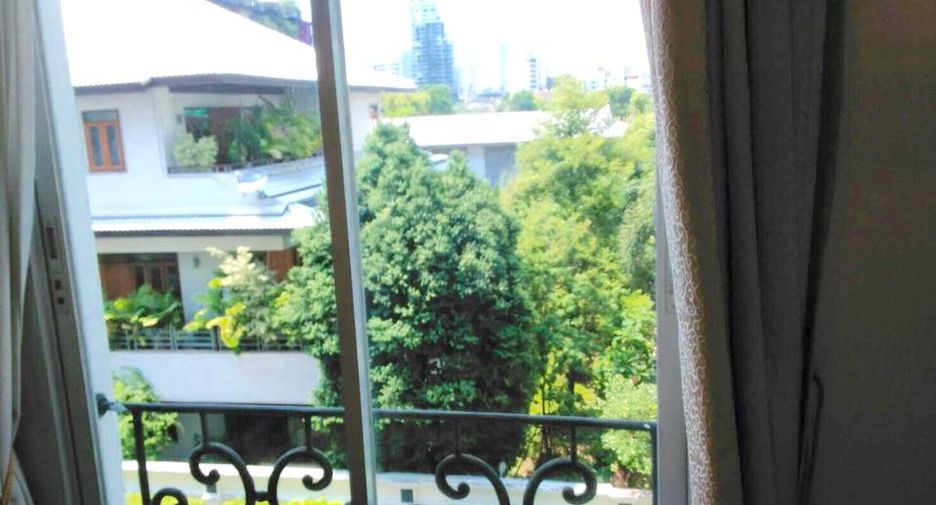 Wohnung zur Miete mit 3 Zimmer in Khlong Toei, Bangkok