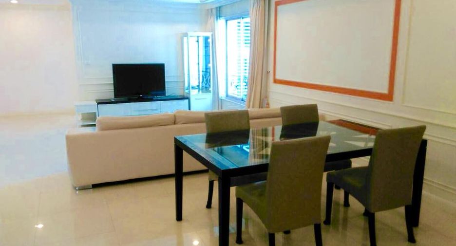 Wohnung zur Miete mit 3 Zimmer in Khlong Toei, Bangkok