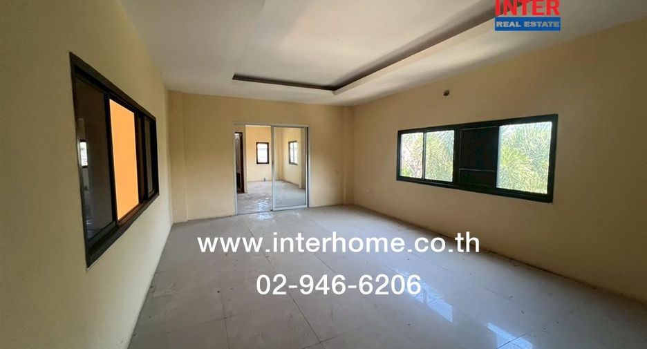 Almacén en venta de 5 habitaciones en Khlong Luang, Pathum Thani