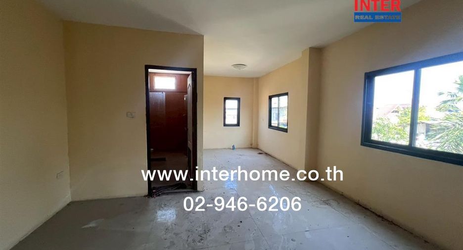 Almacén en venta de 5 habitaciones en Khlong Luang, Pathum Thani