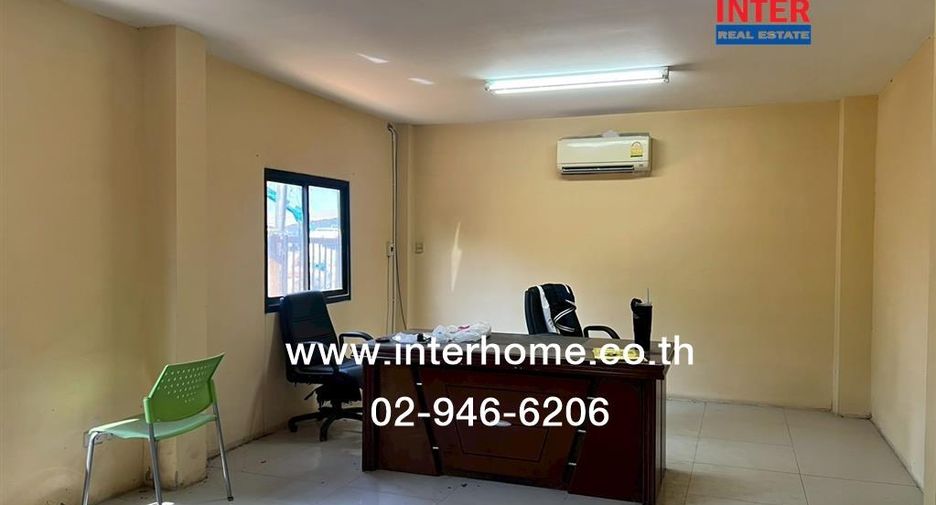Almacén en venta de 5 habitaciones en Khlong Luang, Pathum Thani
