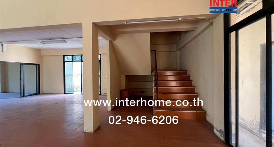 Almacén en venta de 5 habitaciones en Khlong Luang, Pathum Thani