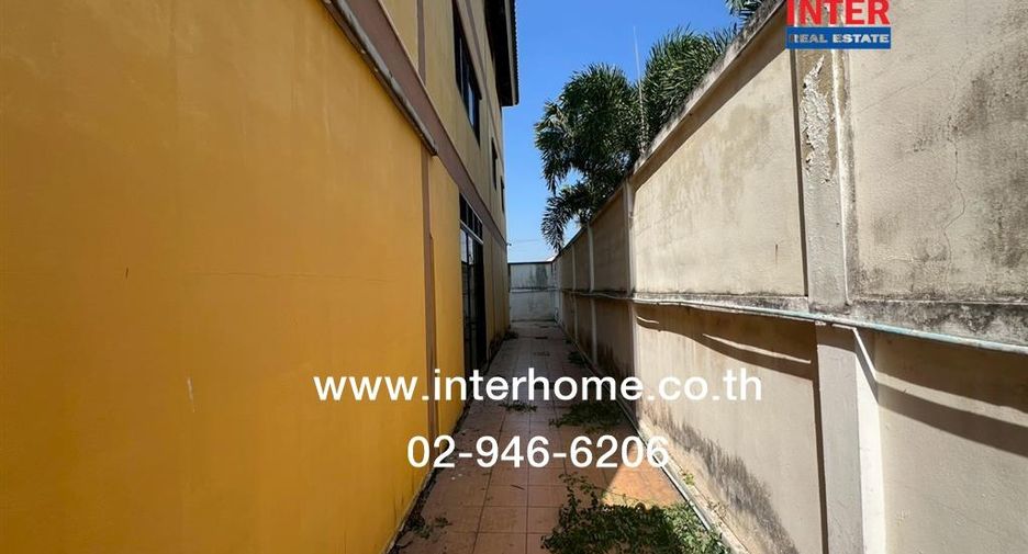 Almacén en venta de 5 habitaciones en Khlong Luang, Pathum Thani