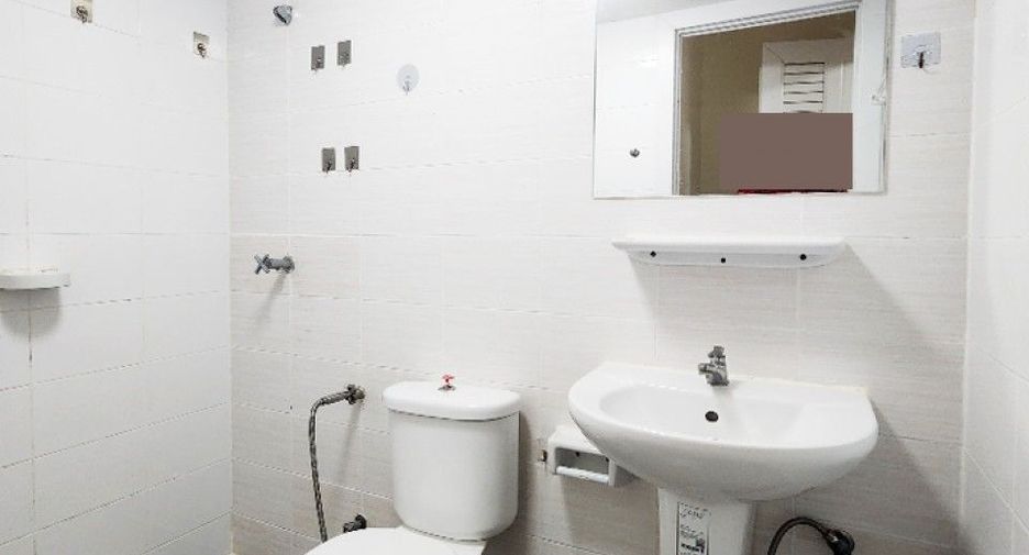 For sale 3 bedrooms townhouse in Bang Phli, Samut Prakan