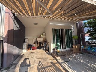 For sale 3 bedrooms townhouse in Rat Burana, Bangkok