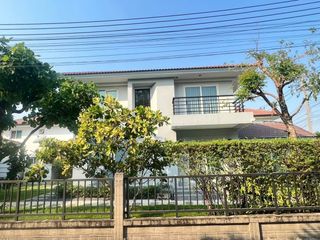 For rent and for sale 4 bedrooms house in Lam Luk Ka, Pathum Thani