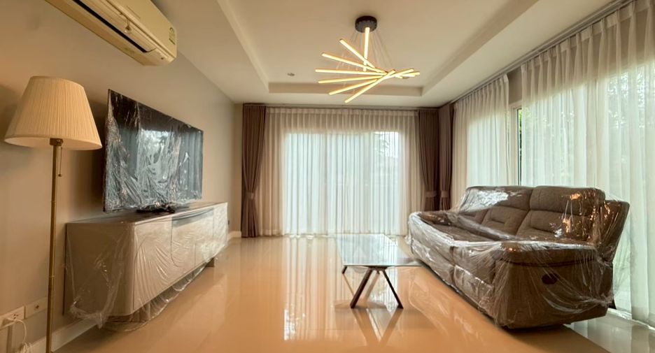 Casa en alquiler y en venta de 4 habitaciones en Lam Luk Ka, Pathum Thani