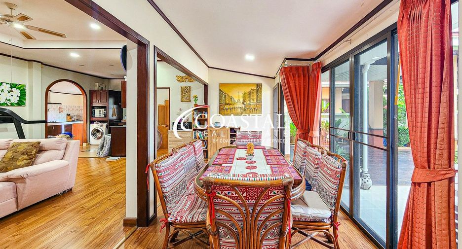 For sale 3 bedrooms house in Sattahip, Chonburi
