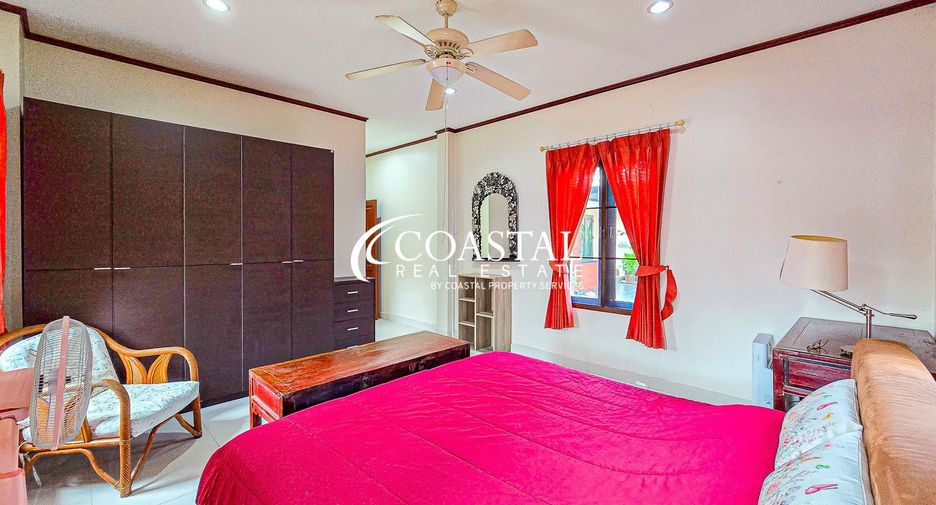 For sale 3 bedrooms house in Sattahip, Chonburi