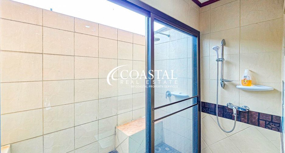 For sale 3 bedrooms house in Sattahip, Chonburi