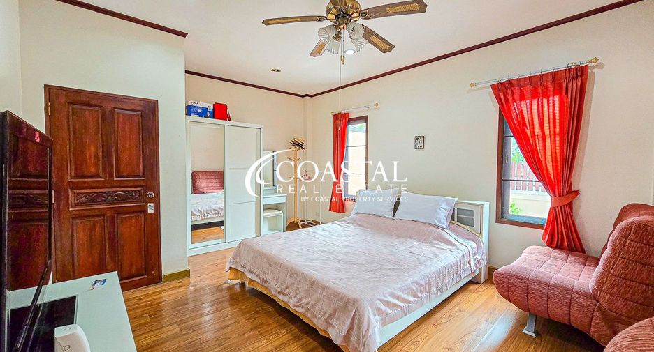 For sale 3 bedrooms house in Sattahip, Chonburi