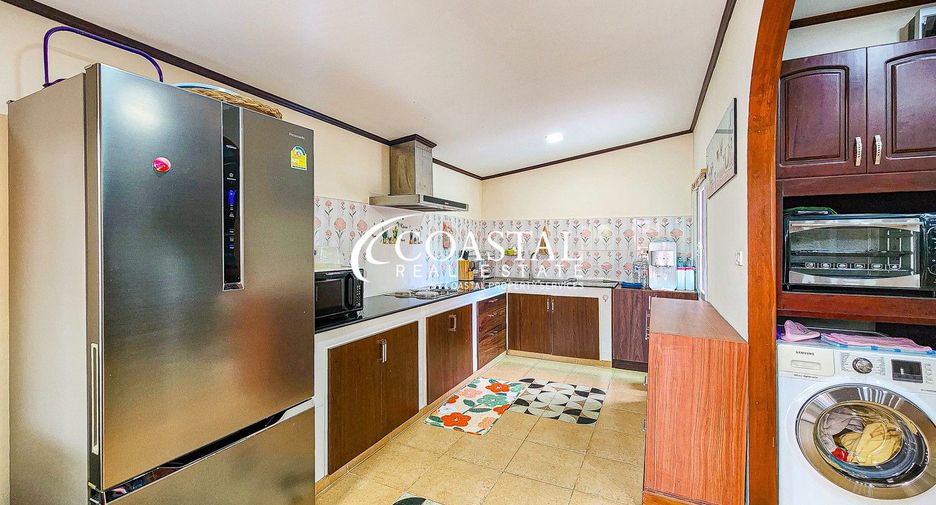 For sale 3 bedrooms house in Sattahip, Chonburi