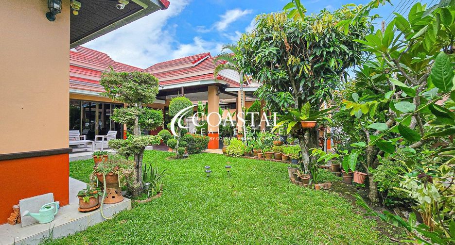 For sale 3 bedrooms house in Sattahip, Chonburi