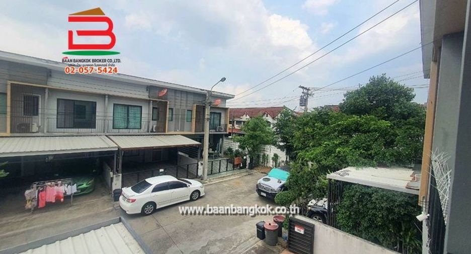 Casa en venta de 3 habitaciones en Khan Na Yao, Bangkok