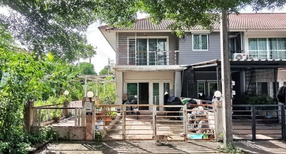 For sale 2 bedrooms townhouse in Prachantakham, Prachin Buri