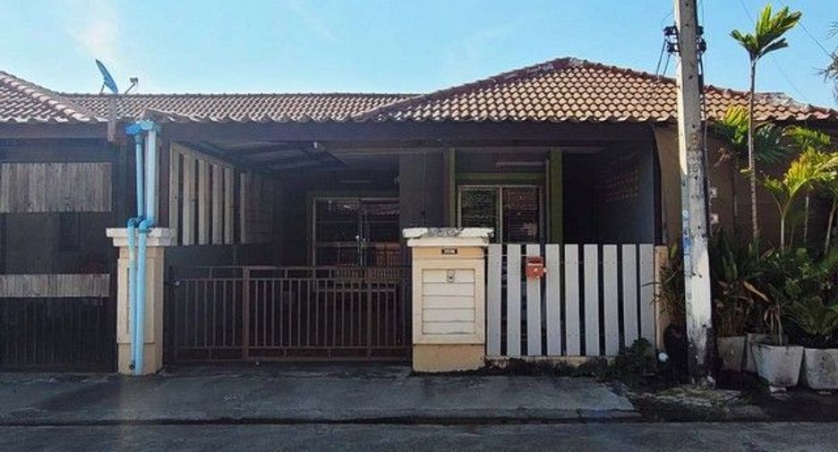 For sale 1 bed townhouse in Prachantakham, Prachin Buri