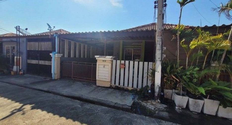 For sale 1 bed townhouse in Prachantakham, Prachin Buri