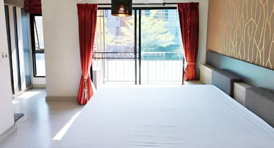 For sale 3 bedrooms townhouse in Bang Phli, Samut Prakan