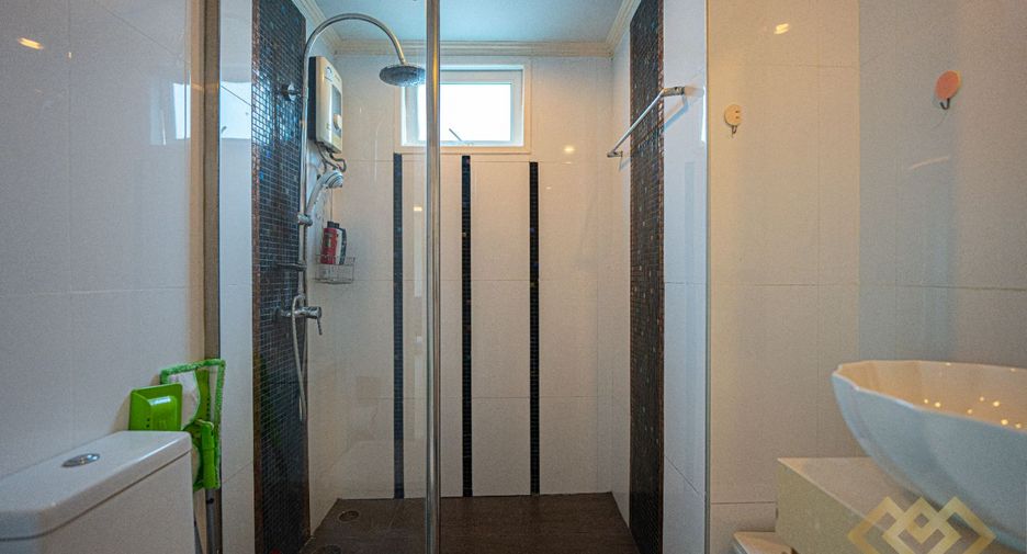 For sale 1 Beds condo in Bang Lamung, Chonburi