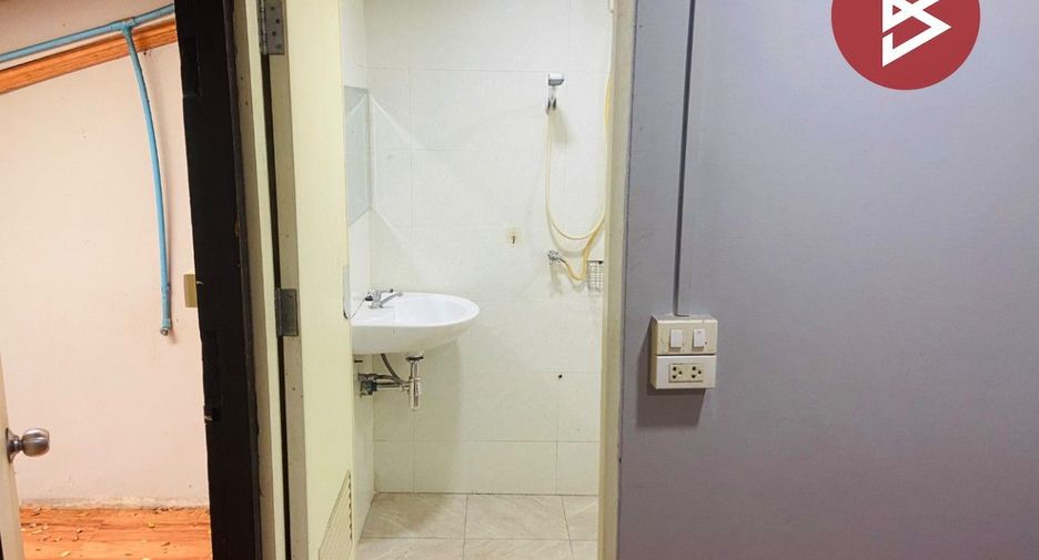 For sale 2 bedrooms townhouse in Mueang Khon Kaen, Khon Kaen