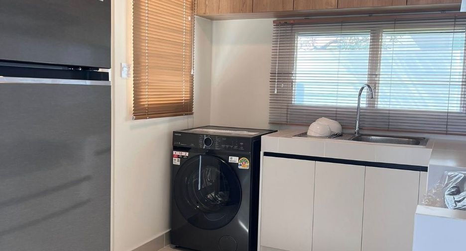 For rent 4 bedrooms house in Bang Phli, Samut Prakan