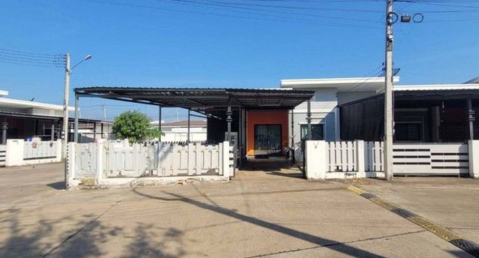 For sale 1 bed townhouse in Prachantakham, Prachin Buri