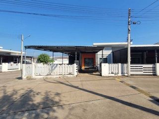 For sale 1 Beds townhouse in Prachantakham, Prachin Buri