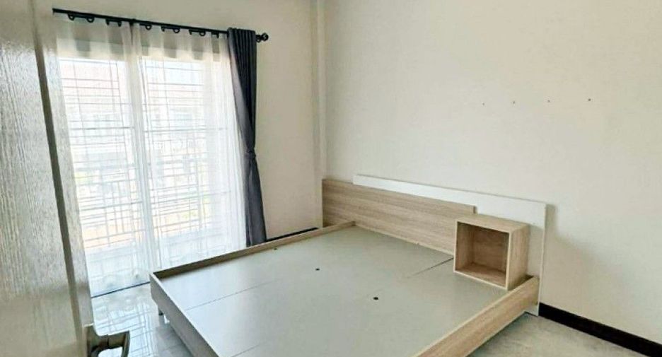 Reihenhaus zum Kauf mit 4 Zimmer in Bang Bo, Samut Prakan