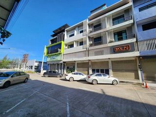 For sale 1 bed retail Space in Ban Bueng, Chonburi