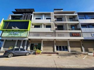 For sale 1 bed retail Space in Ban Bueng, Chonburi