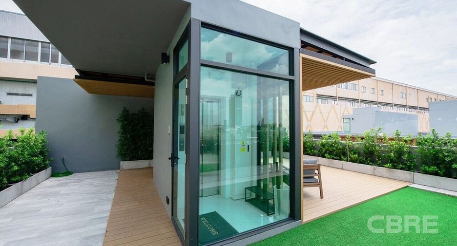 For sale 2 bedrooms townhouse in Bang Kapi, Bangkok