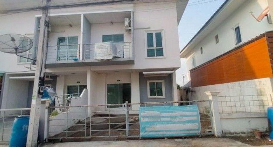For sale 1 bed townhouse in Thanyaburi, Pathum Thani