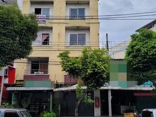 For sale 5 bedrooms retail Space in Ban Bueng, Chonburi