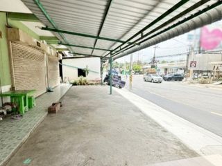 Продажа 3 спальни торговое помещение в Si Racha, Чонбури