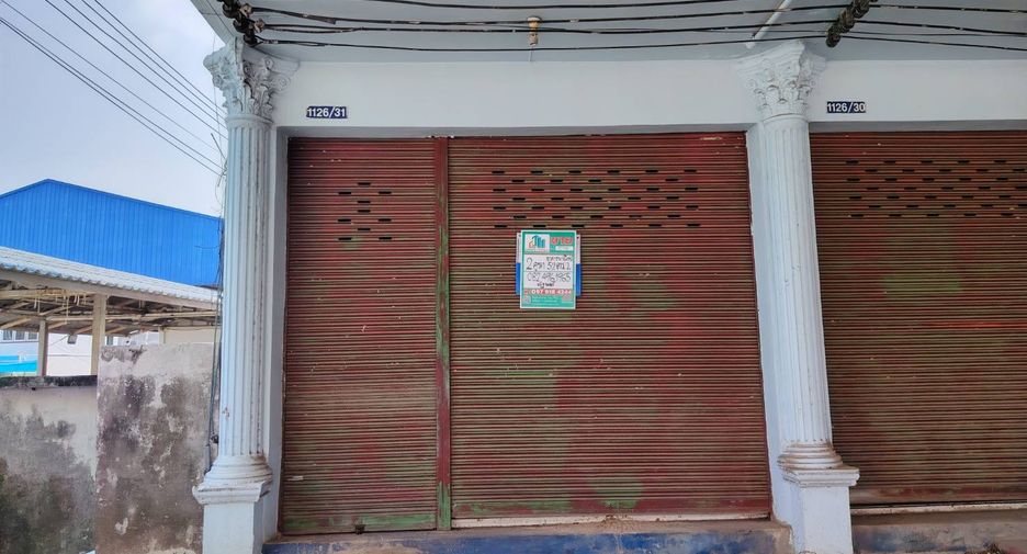 For sale retail Space in Phanom Sarakham, Chachoengsao