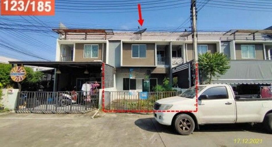 For sale 1 bed townhouse in Thanyaburi, Pathum Thani