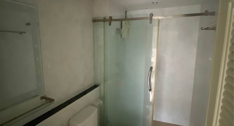 À vendre 1 chambre condo à Thung Khru, Bangkok