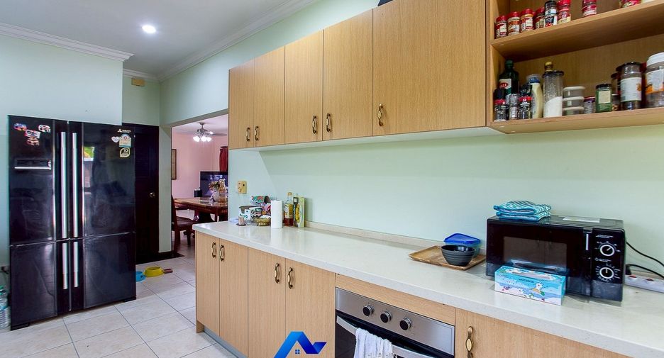 For sale 3 bedrooms villa in Hua Hin, Prachuap Khiri Khan