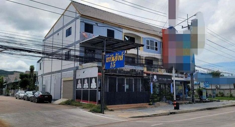 For sale 1 bed retail Space in Ban Bueng, Chonburi