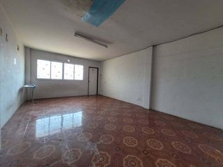 For sale 1 bed retail Space in Ban Bueng, Chonburi