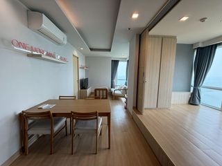 À louer 2 chambres condo à Si Racha, Chonburi