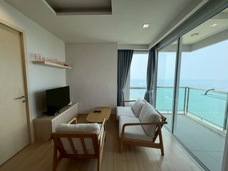À louer 2 chambres condo à Si Racha, Chonburi